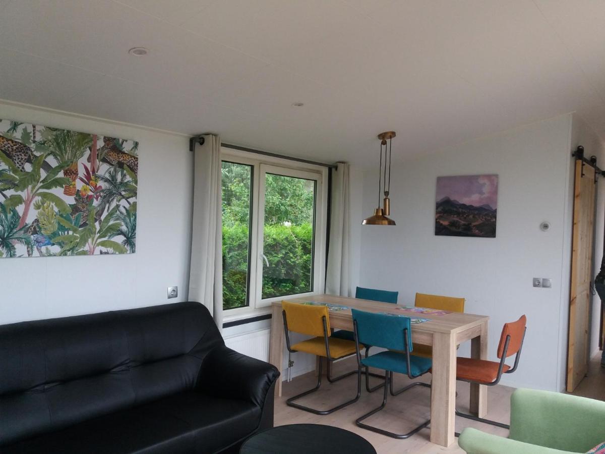 Luxe Bungalow Op Rustig Vakantiepark. Dronrijp Ngoại thất bức ảnh